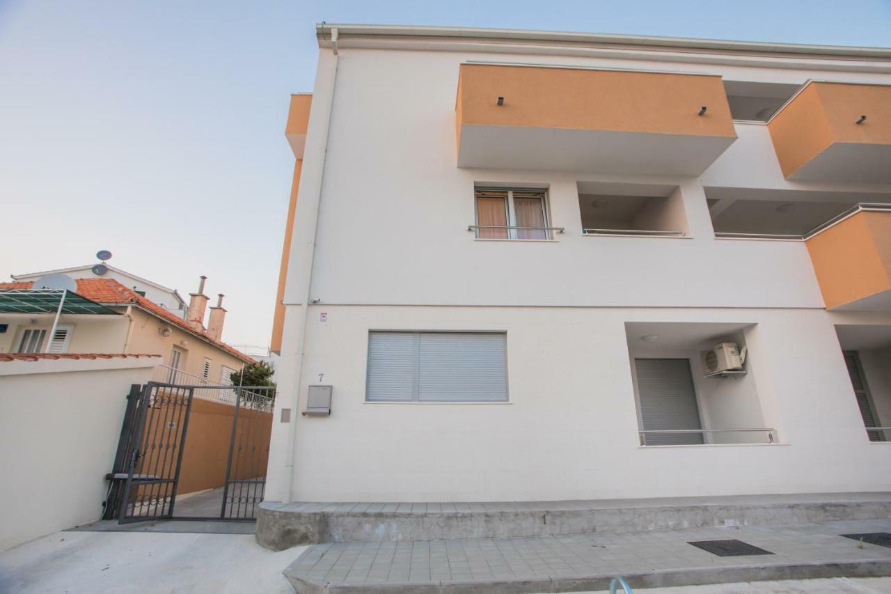 Apartment Luni Primošten Exterior foto